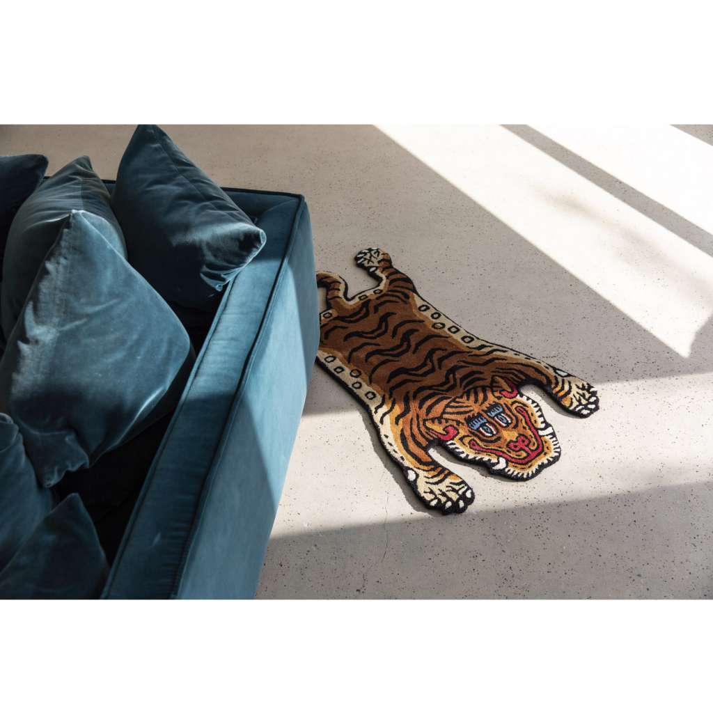 Tiger-Rug-small_53e3a7f47665398cbd8f5bb17bf177ce.jpeg